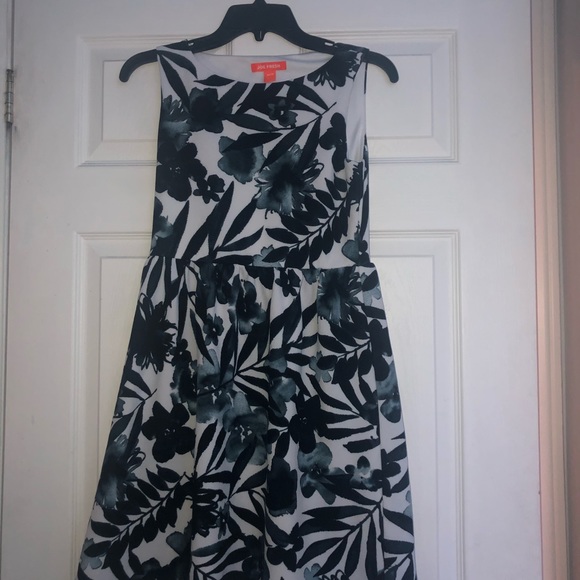 OLD NAVY DRESS - Picture 3 of 3